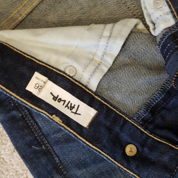 Elizabeth and James jeans size 26 - Picture 11 of 11